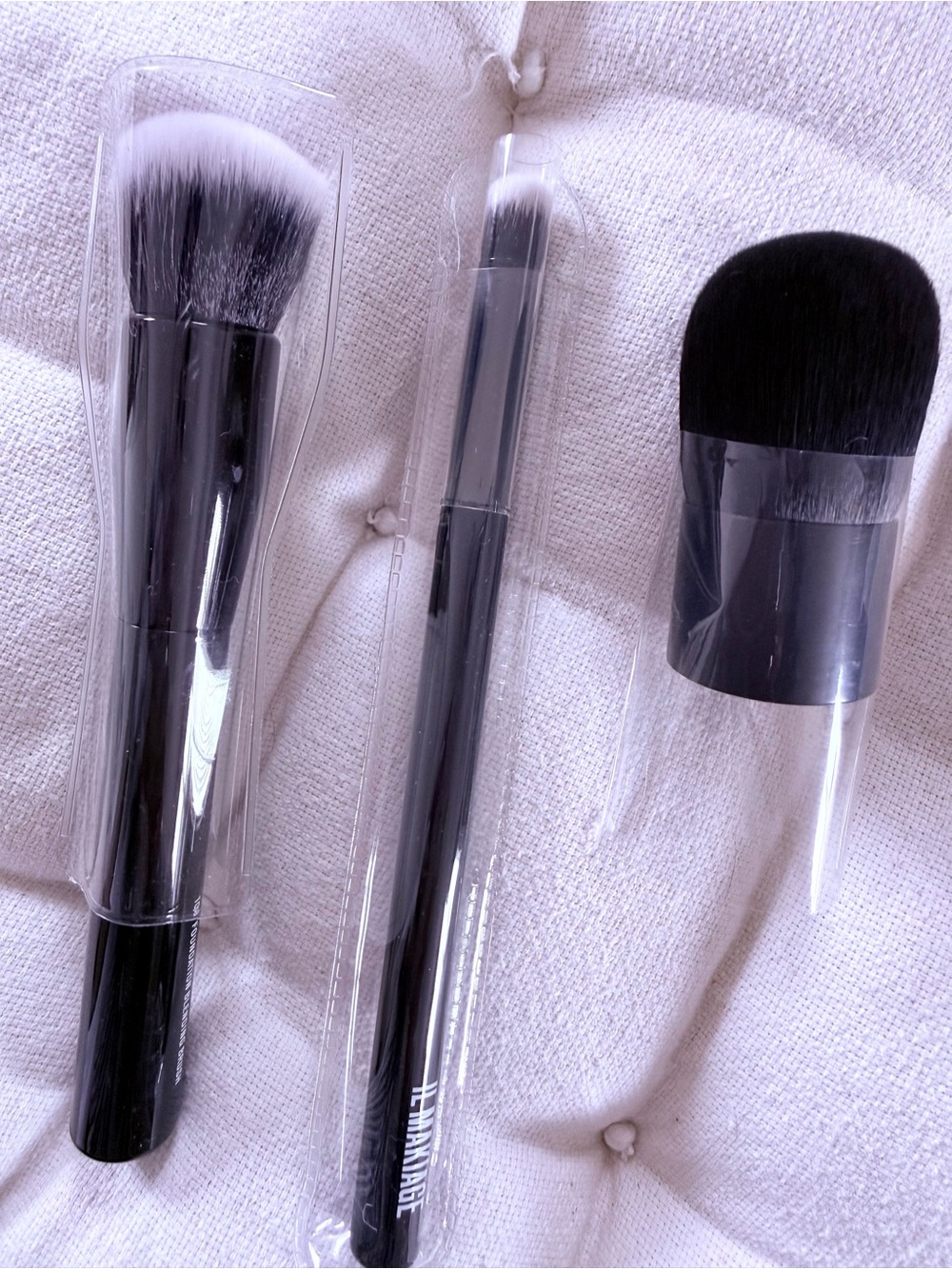 3 Professional Makeup Brushes NIB by IL MAKIAGE